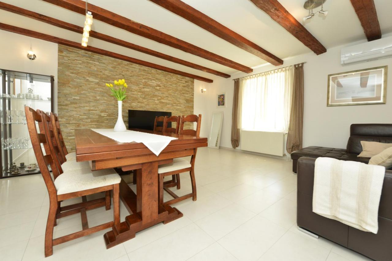 זאדאר Lorena Apartment מראה חיצוני תמונה